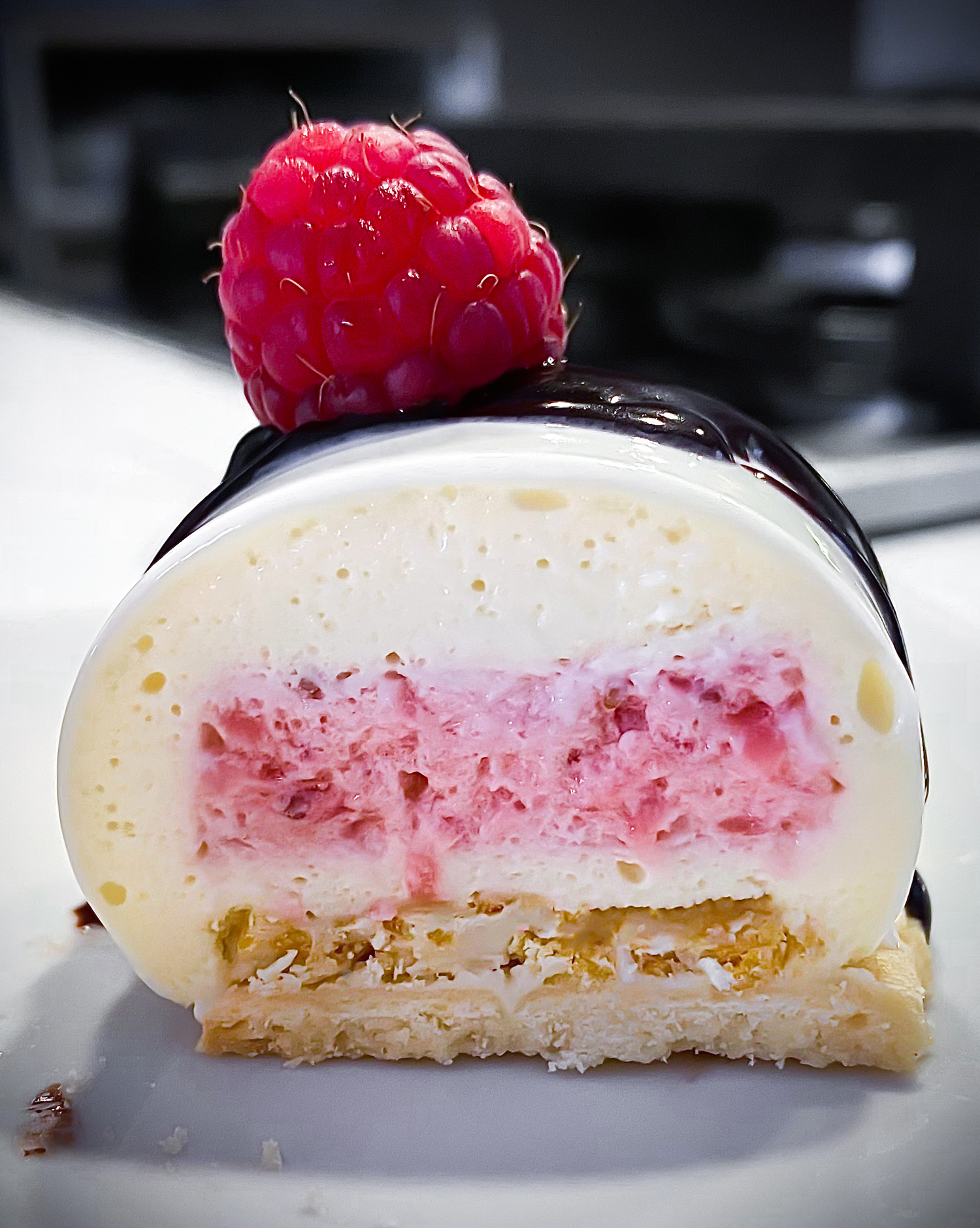 COCONUT AND STRAWBERRY MOUSSE PASTRIES RECIPE